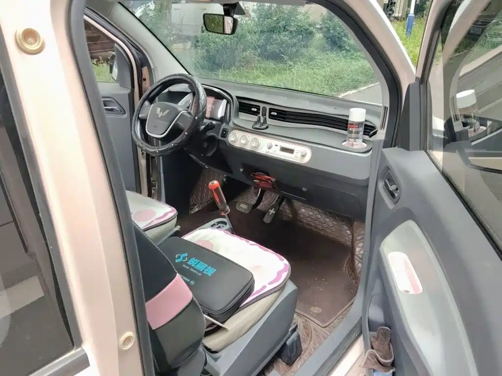 Wuling MINIEV — миниатюра 22