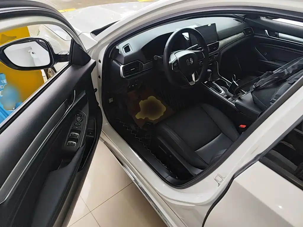 Honda Accord — миниатюра 16