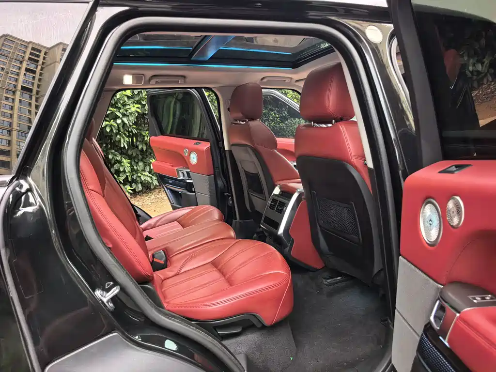 Land Rover Sport — миниатюра 5
