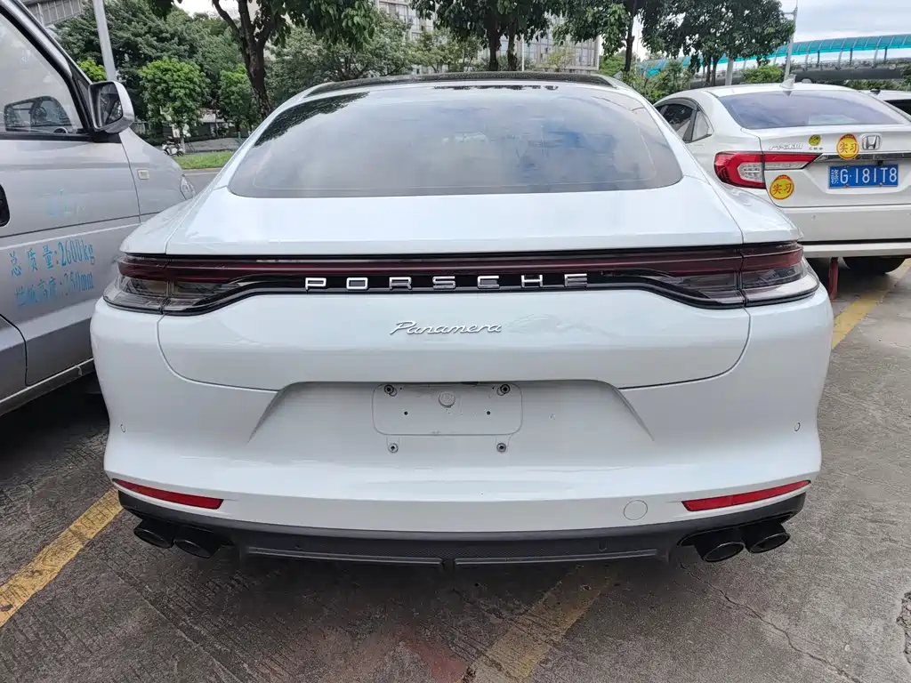 Porsche Panamera — миниатюра 5