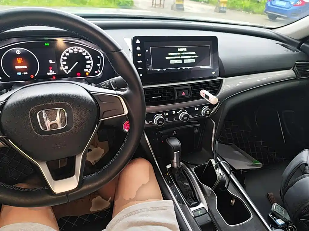Honda Accord — миниатюра 10