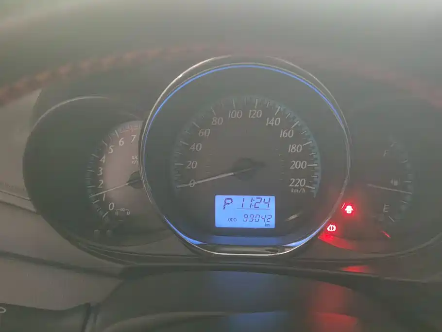 Toyota Yaris L — миниатюра 14