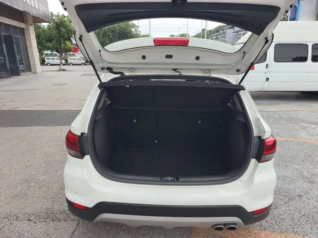 Kia KX Cross — миниатюра 19