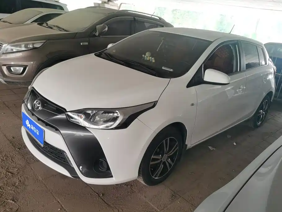 Toyota Yaris L