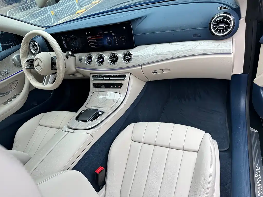 MERCEDES-BENZ E CLASS