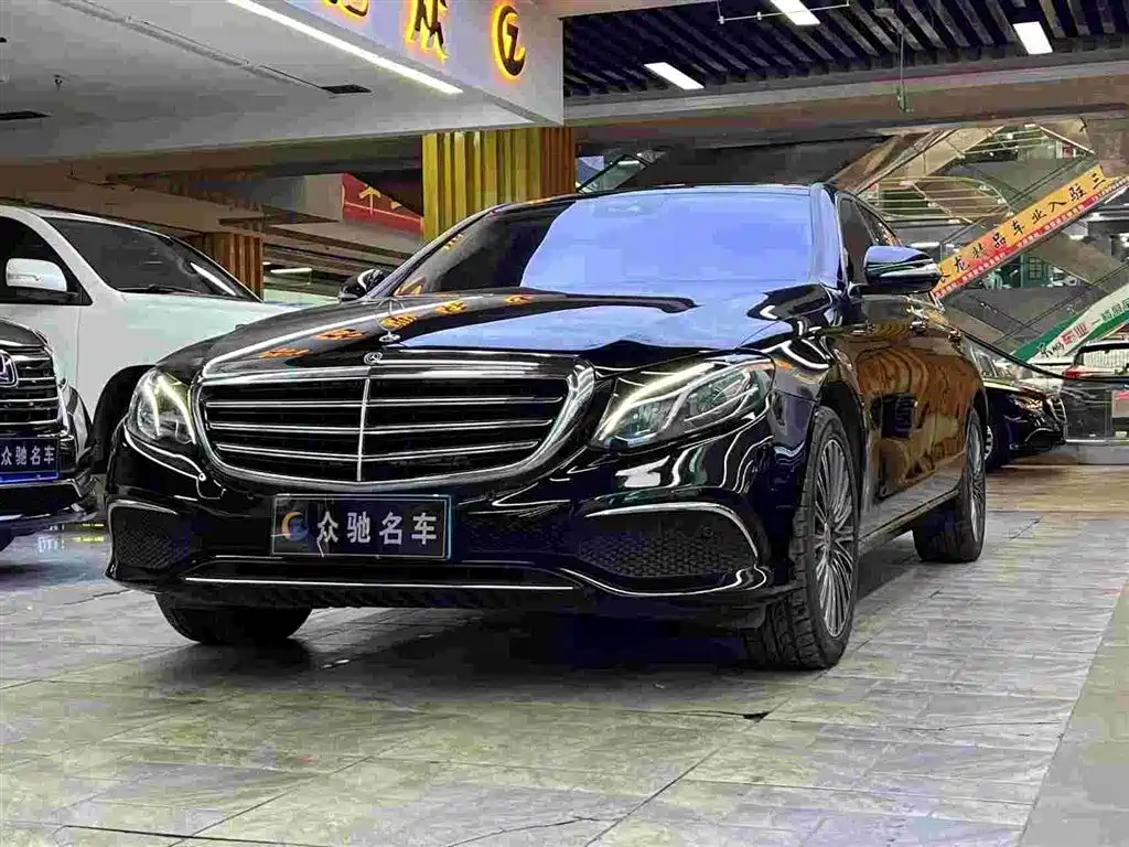 MERCEDES-BENZ E CLASS