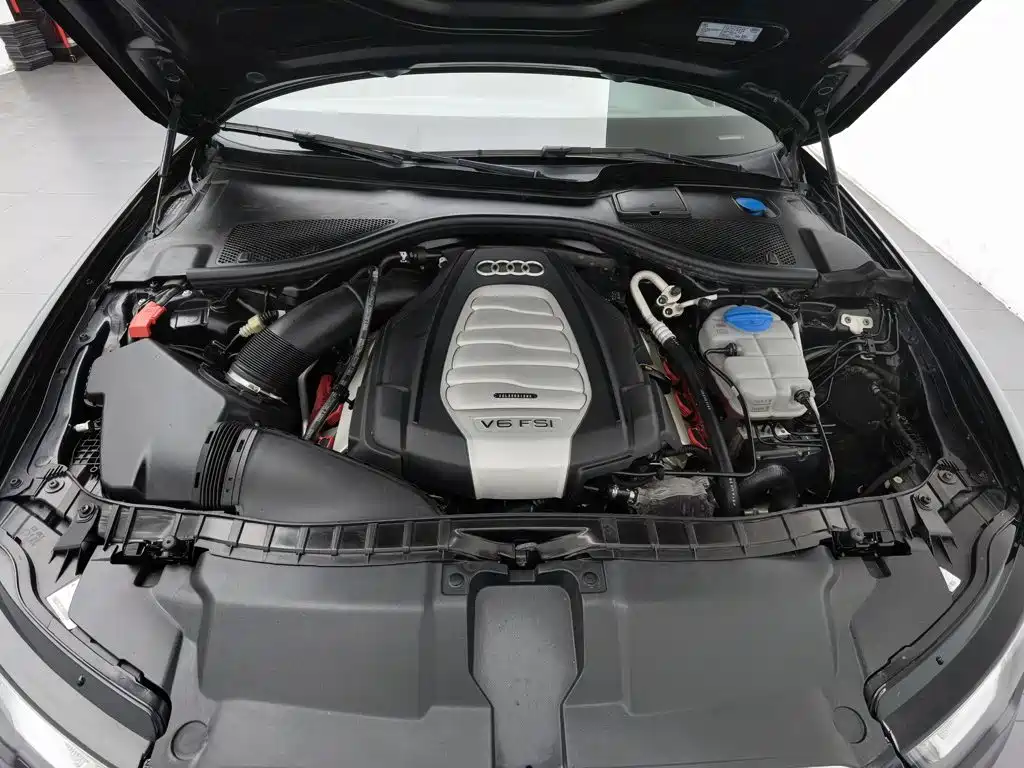 Audi A6L — миниатюра 6