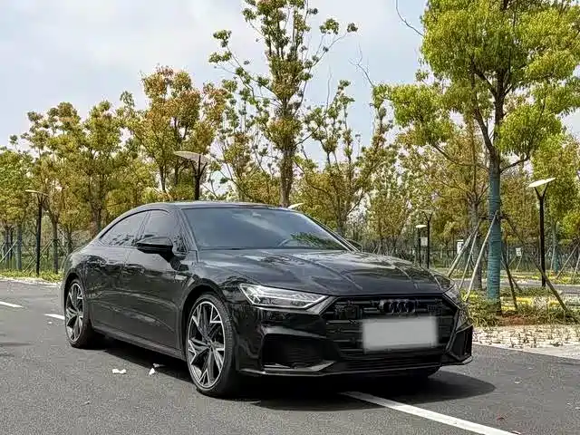 Audi A7L 2024 45TFSI S-line