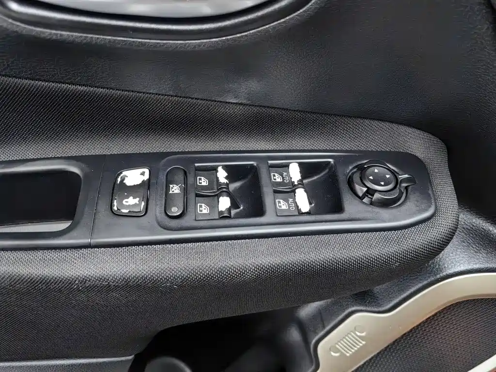 Jeep Renegade — миниатюра 9
