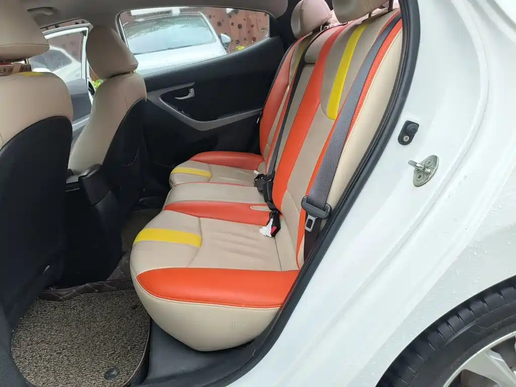 Hyundai Elantra Langdong — миниатюра 14