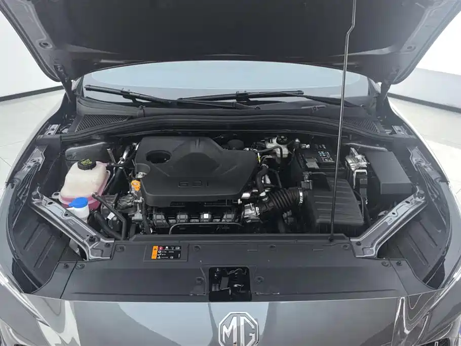 MG 5 2025 180DVVT Luxury