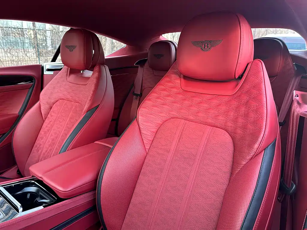 BENTLEY CONTINENTAL PLUG IN HYBRID