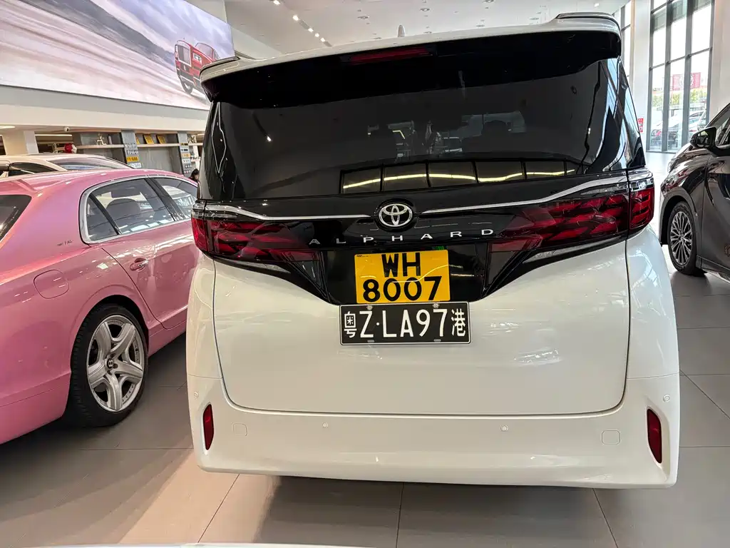 TOYOTA ELFA