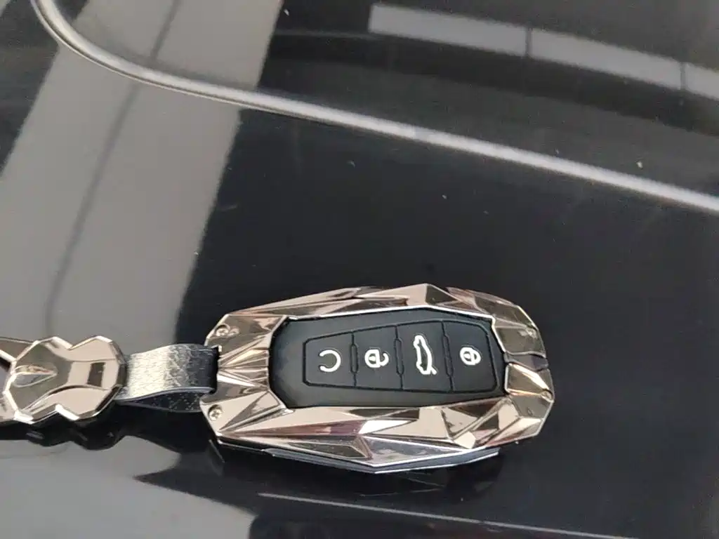 Geely Binyue — миниатюра 9