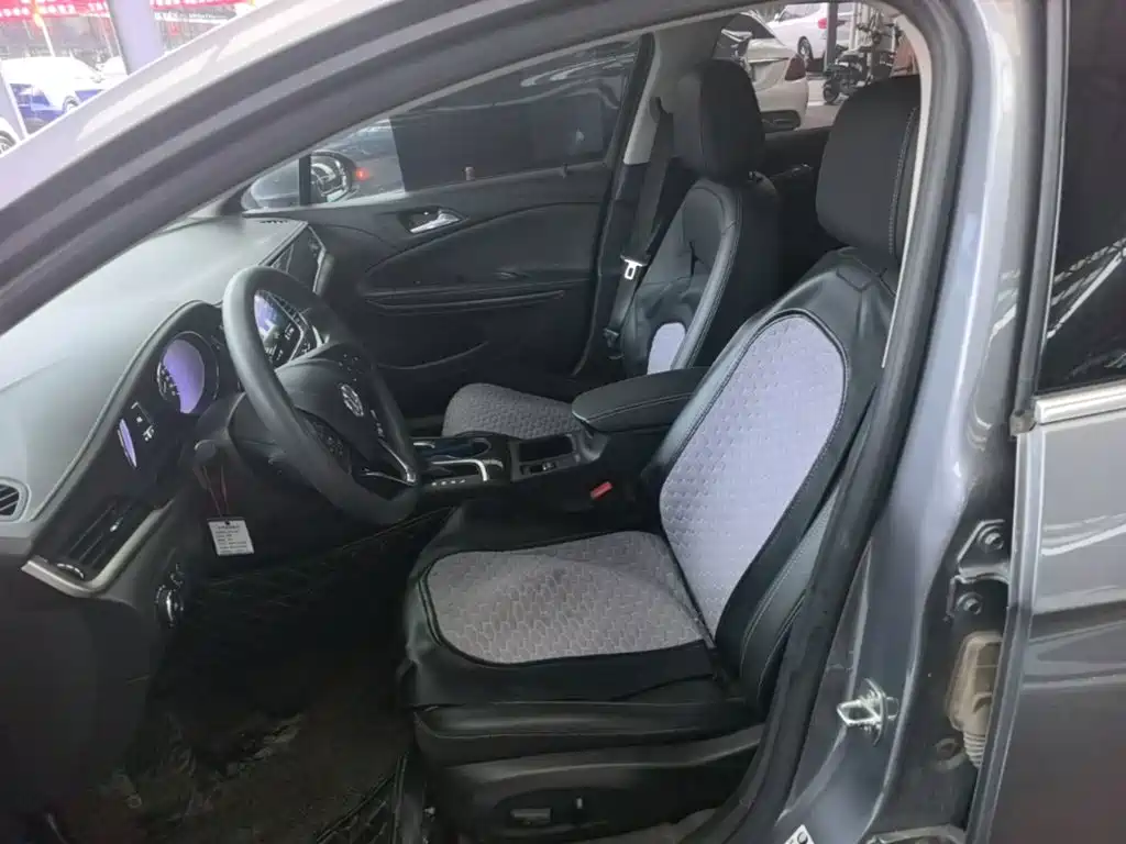 Buick Verano — миниатюра 15