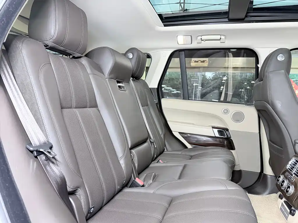 Land Rover Range Rover — миниатюра 25