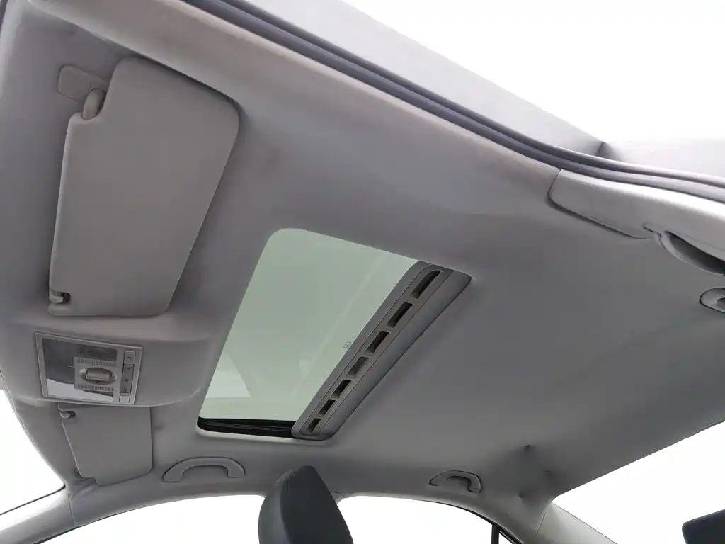Skoda Rapid — миниатюра 14