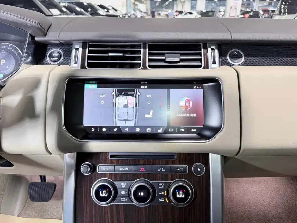 Land Rover Range Rover — миниатюра 8