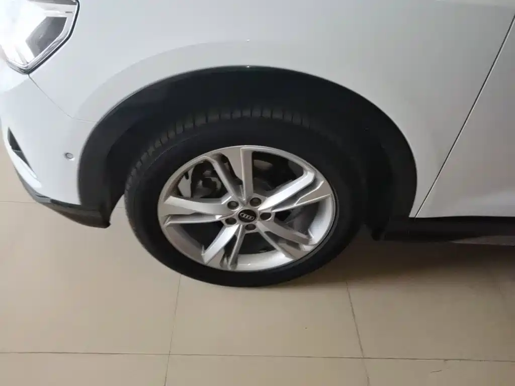 Audi Q3 — миниатюра 23