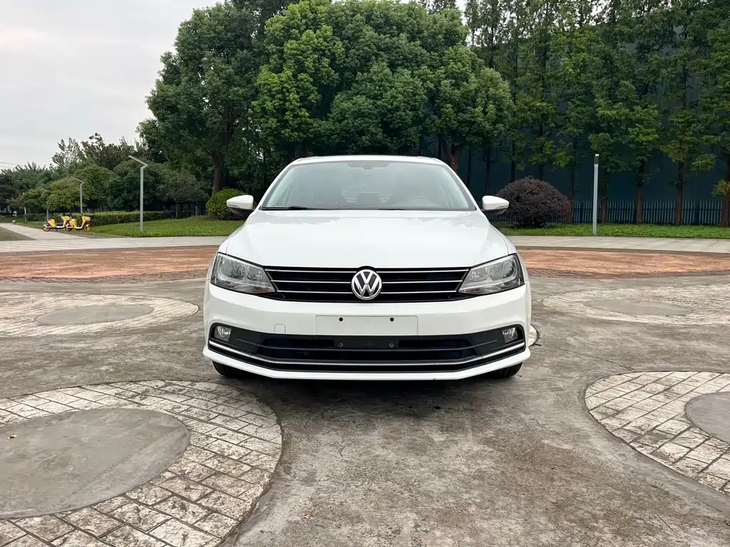 Volkswagen Sagitar — миниатюра 2