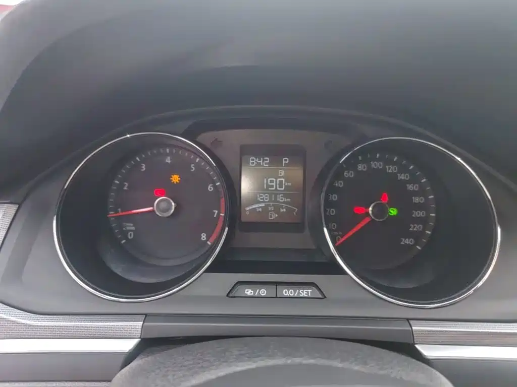 Volkswagen Bora — миниатюра 12