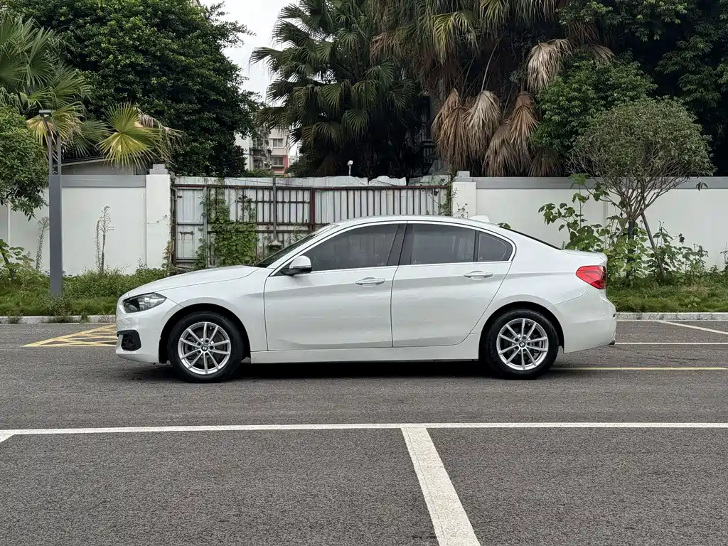 BMW 1 Series — миниатюра 4