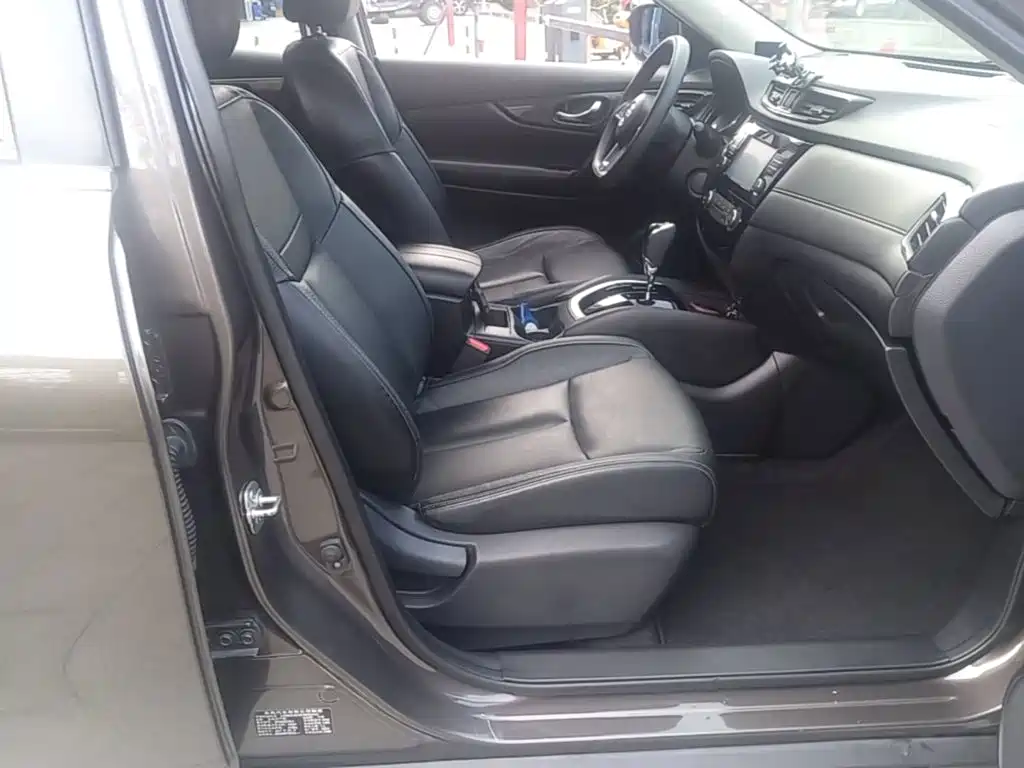 Nissan X-Trail — миниатюра 25