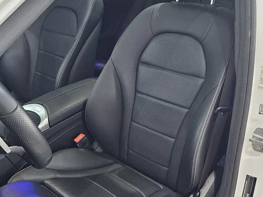 Mercedes-Benz C-Class — миниатюра 10