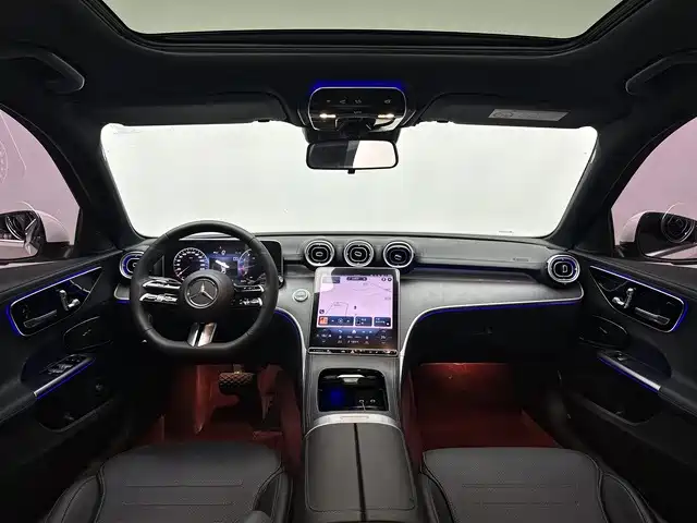 Mercedes-Benz C-Class — миниатюра 5