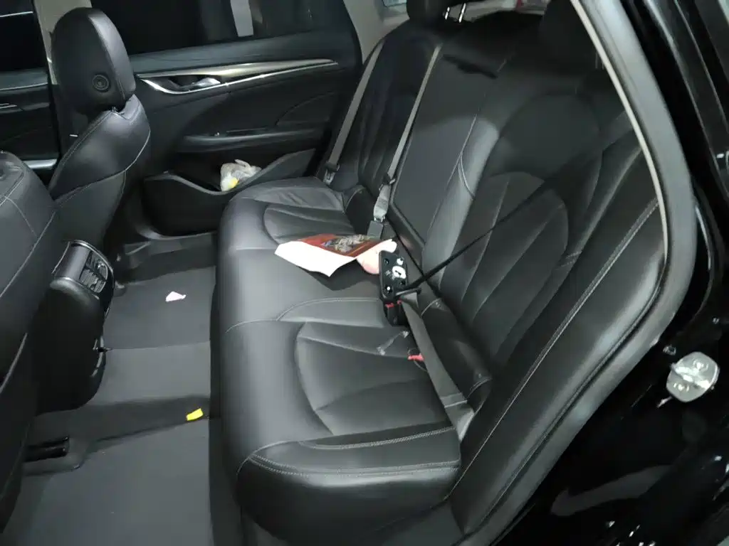Buick LaCrosse — миниатюра 15
