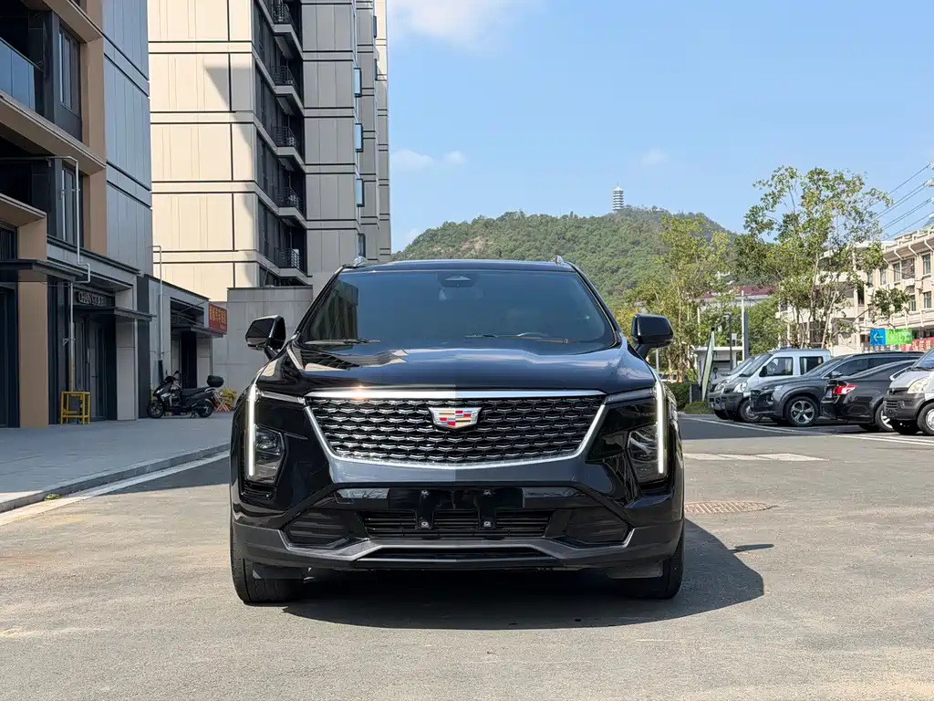 Cadillac XT4 — миниатюра 2