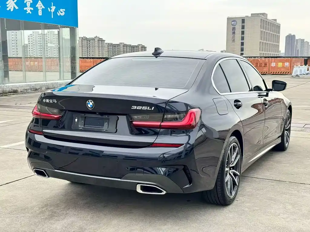 BMW 3 Series — миниатюра 9