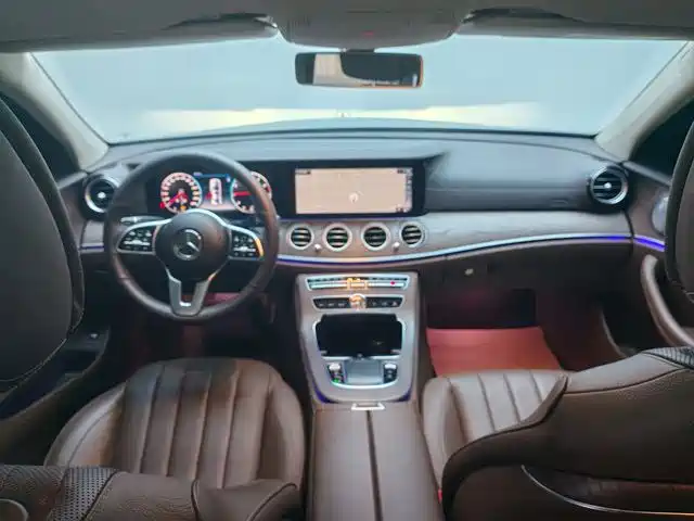 MERCEDES-BENZ  E CLASS