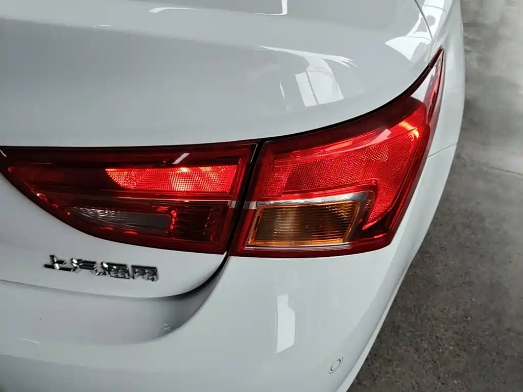 Buick Verano — миниатюра 8