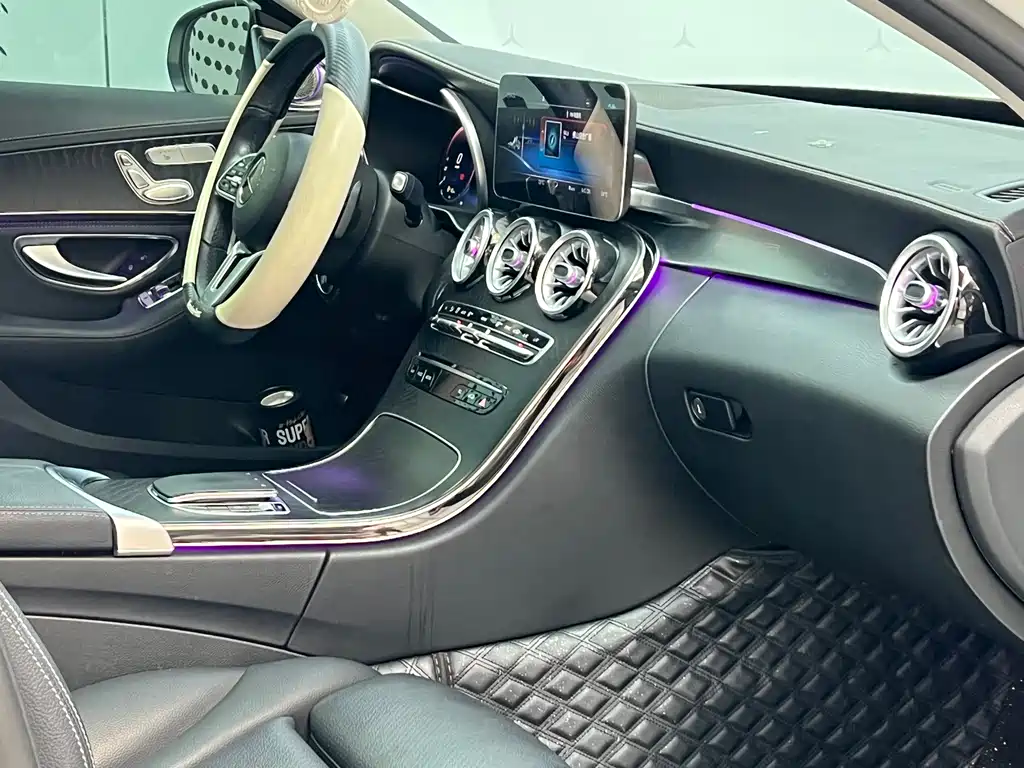Mercedes-Benz C-Class — миниатюра 10