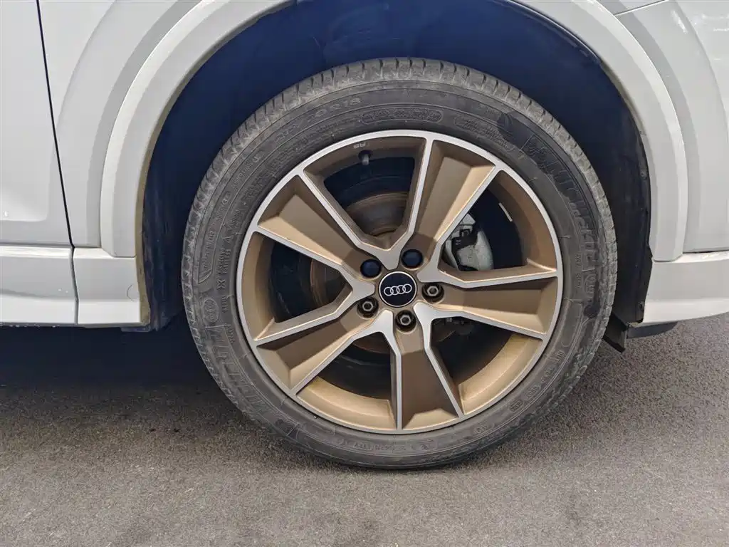 Audi Q2L — миниатюра 19