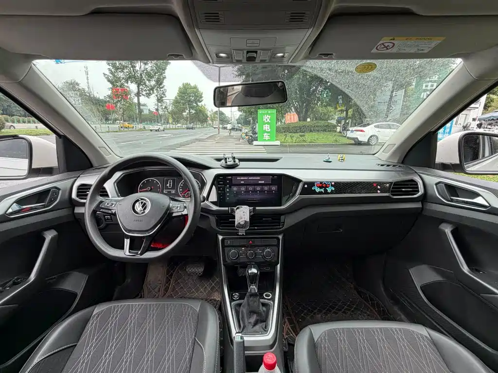 Volkswagen T-Cross — миниатюра 13