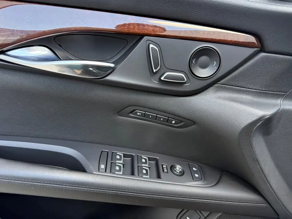 Cadillac CT6 — миниатюра 18
