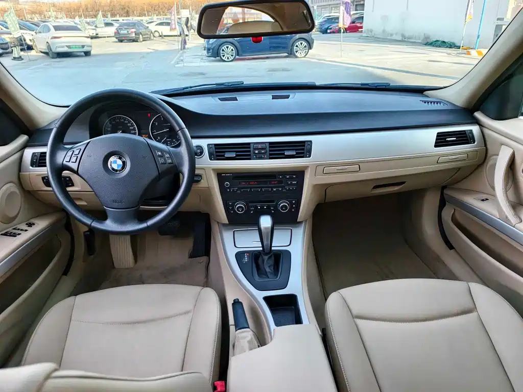 BMW 3 Series — миниатюра 12
