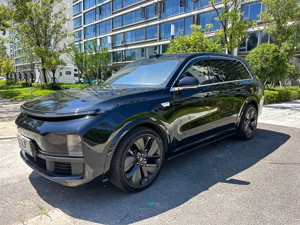 Li Auto L8 2024 Pro