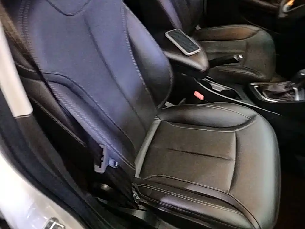 Buick Excelle — миниатюра 25