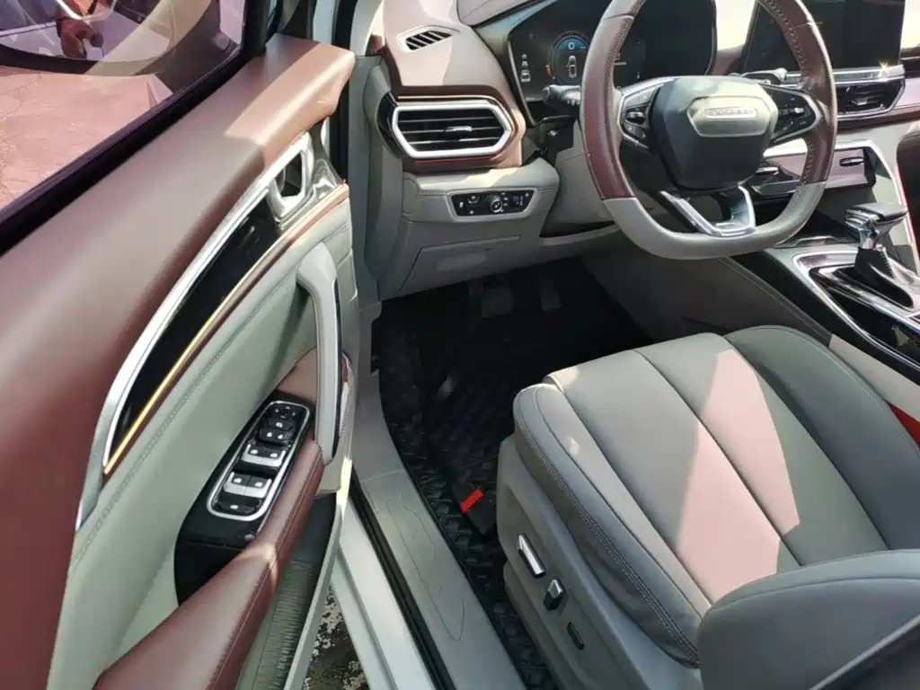 Baojun RS-5 — миниатюра 16