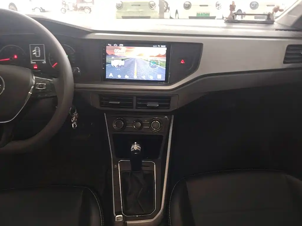 Volkswagen Polo — миниатюра 13