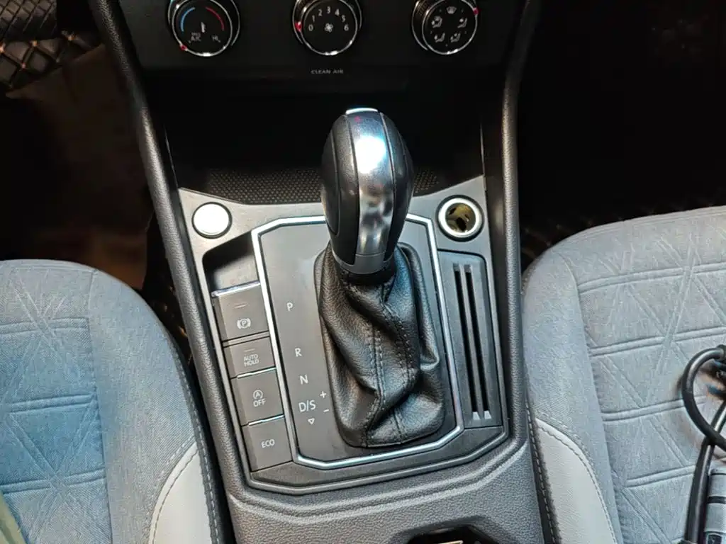 Volkswagen Lavida — миниатюра 14