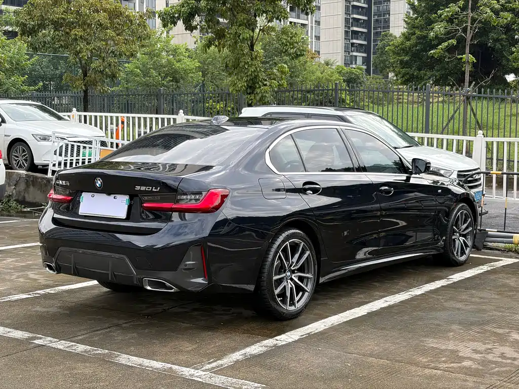BMW 3 Series — миниатюра 4