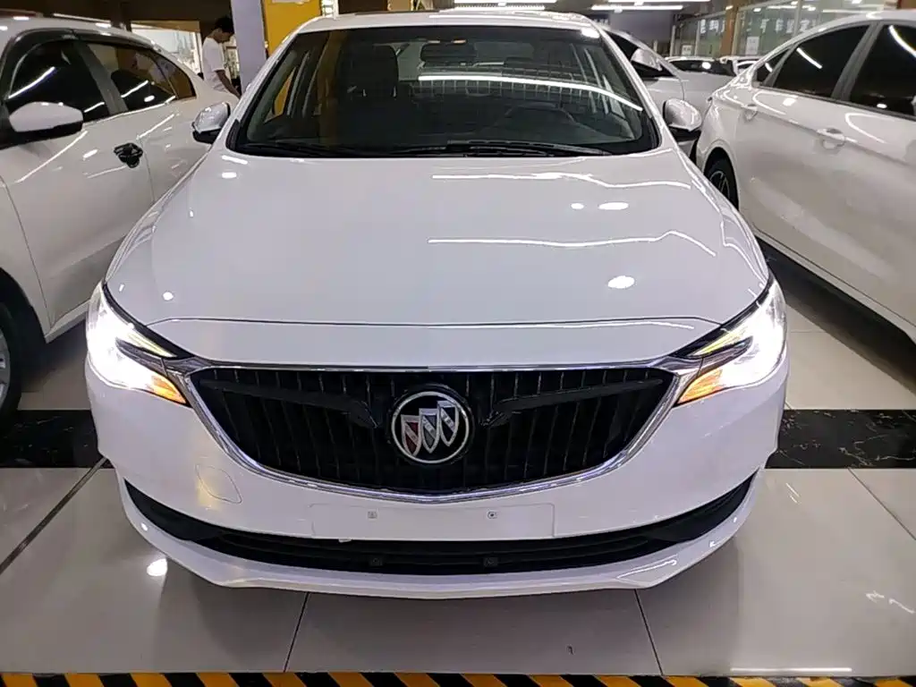Buick Excelle — миниатюра 3
