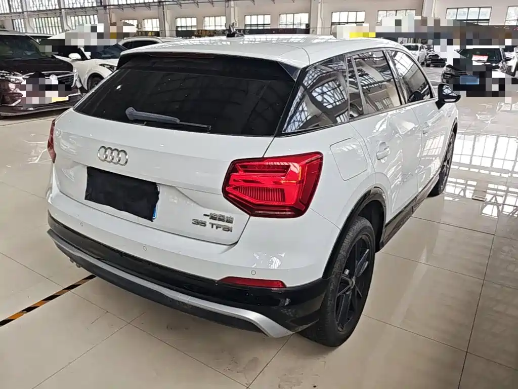 Audi Q2L — миниатюра 7