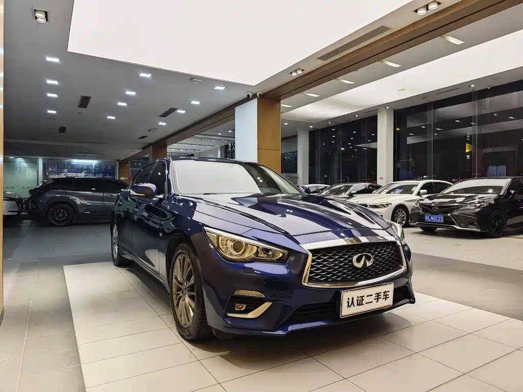 Infiniti Q50L 2018 2.0T VI