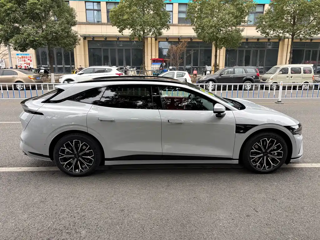 ZEEKR EXTREME KRYPTON 007GT