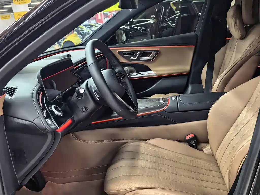 Mercedes-Benz E-Class — миниатюра 4
